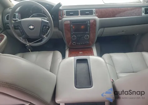 2007 Chevrolet Suburban K1500 z USA, uszkodzony, nr VIN 3GNFK16397G216034